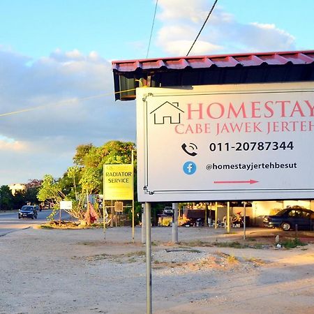 Homestay Jertih Besut Terengganu Buitenkant foto