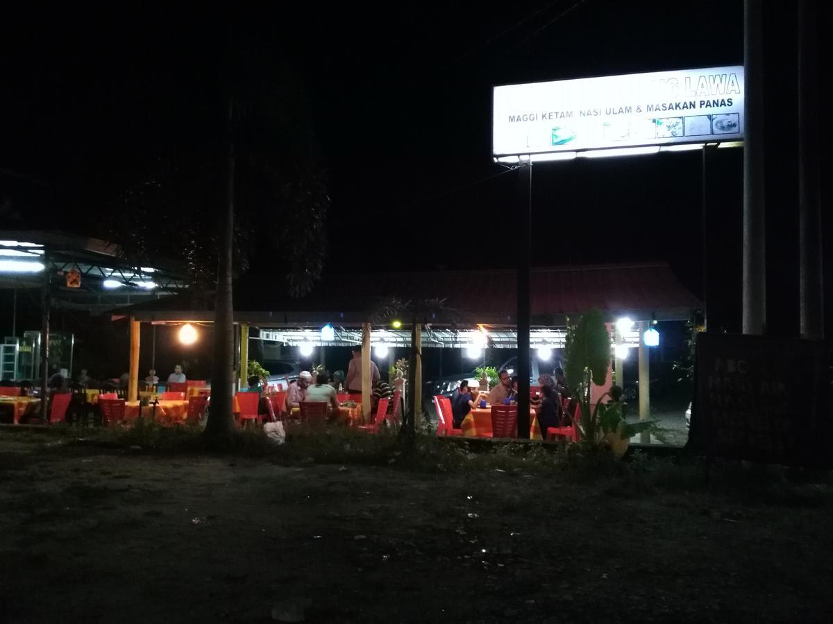 Homestay Jertih Besut Terengganu Buitenkant foto
