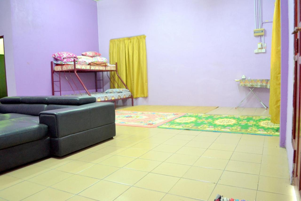 Homestay Jertih Besut Terengganu Buitenkant foto
