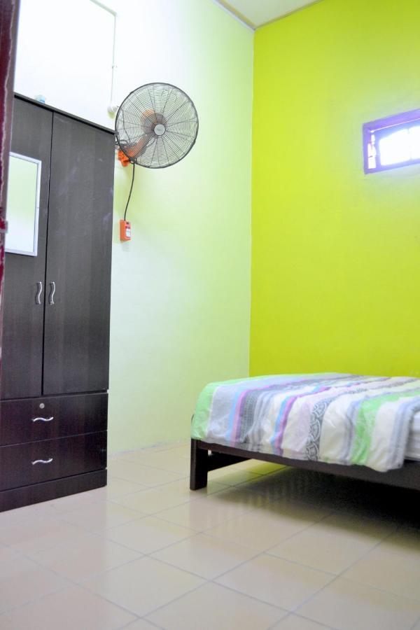 Homestay Jertih Besut Terengganu Buitenkant foto